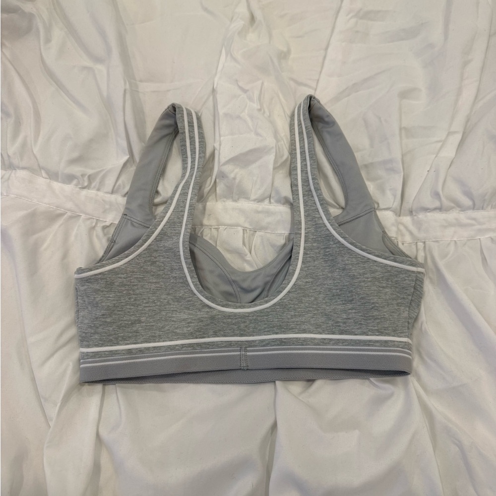 ALO Yoga Light Gray Sports Bra - Picture 2 of 3